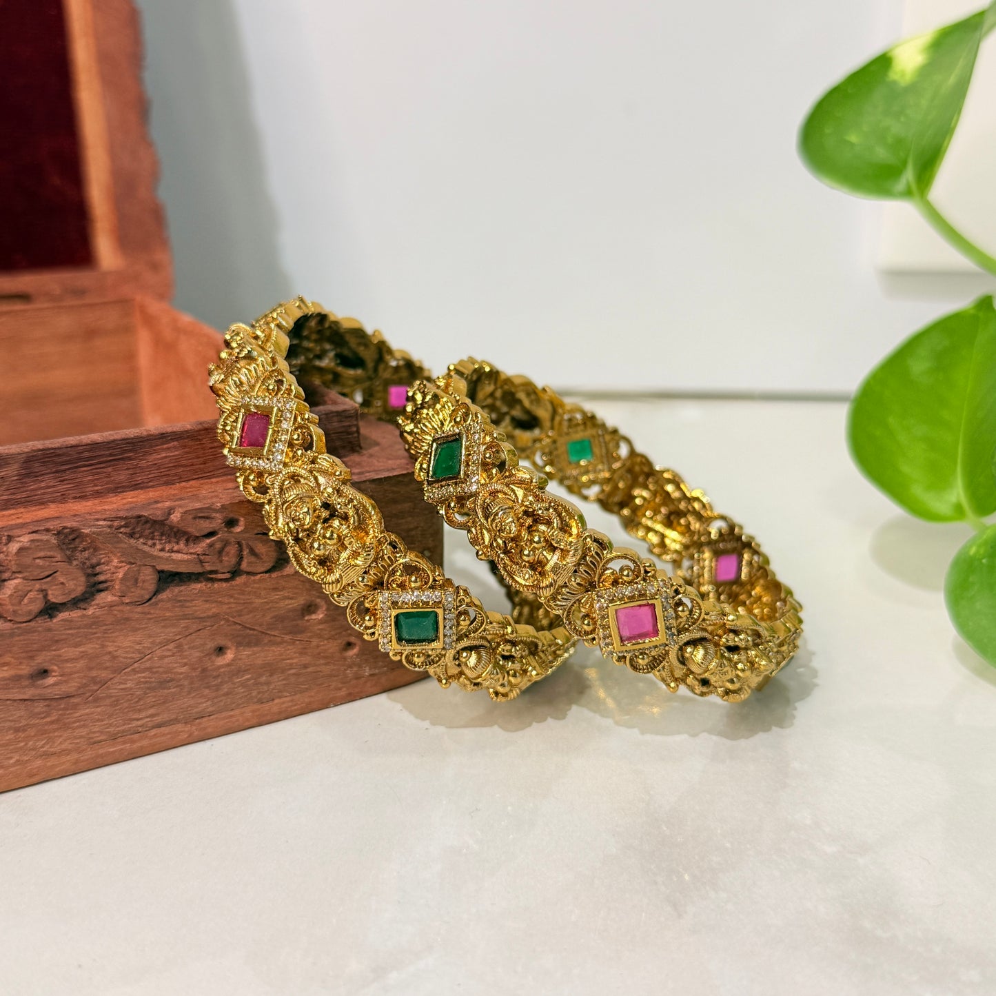 Lakshmi Broad Bangle With Square Stone