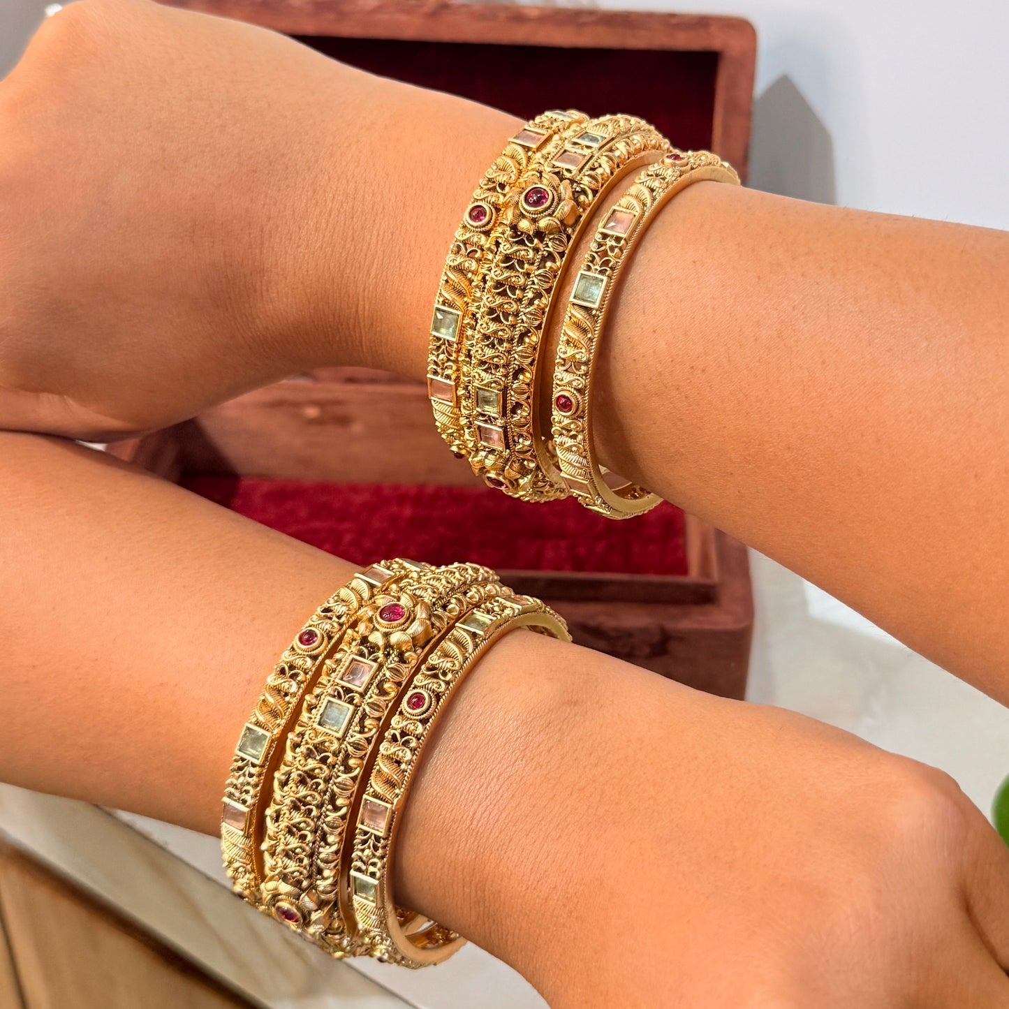 Premium Antique Ruby Bangle 6 Pcs Set - Pink & Mint