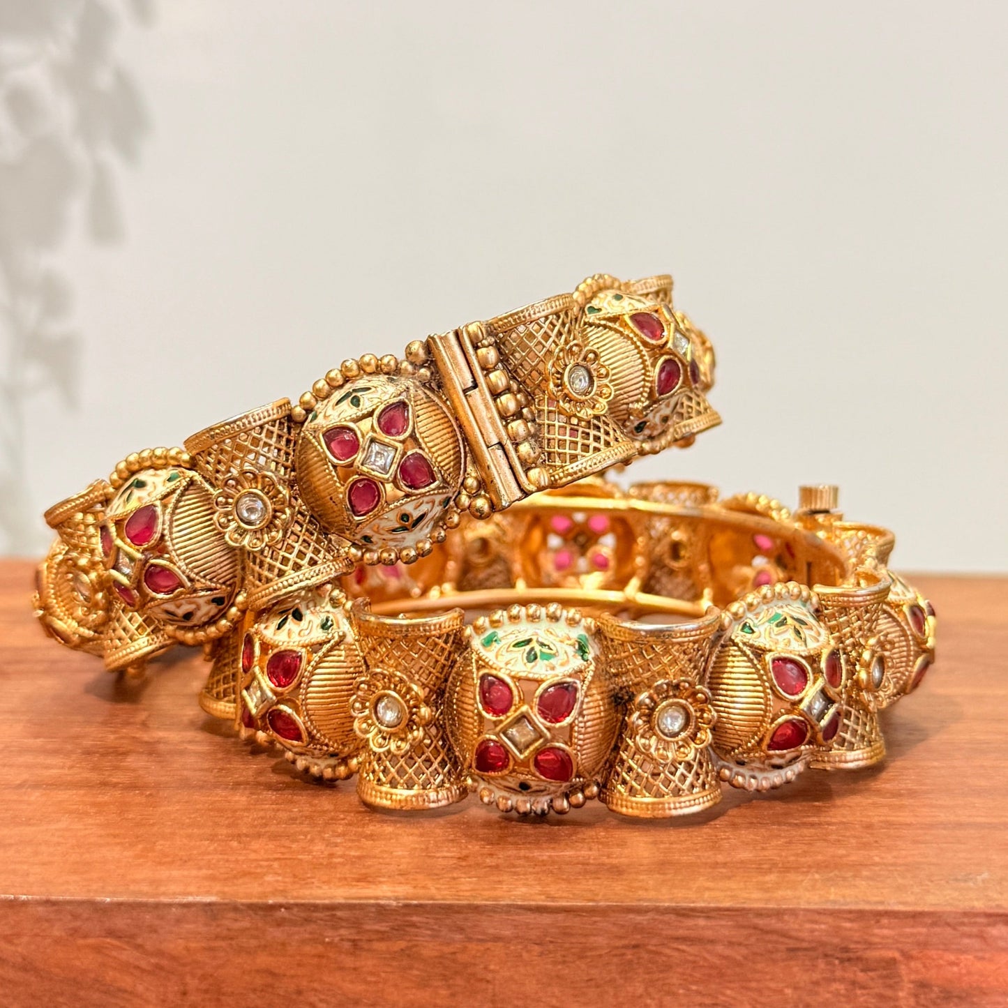Jodha Meenakari Bangle