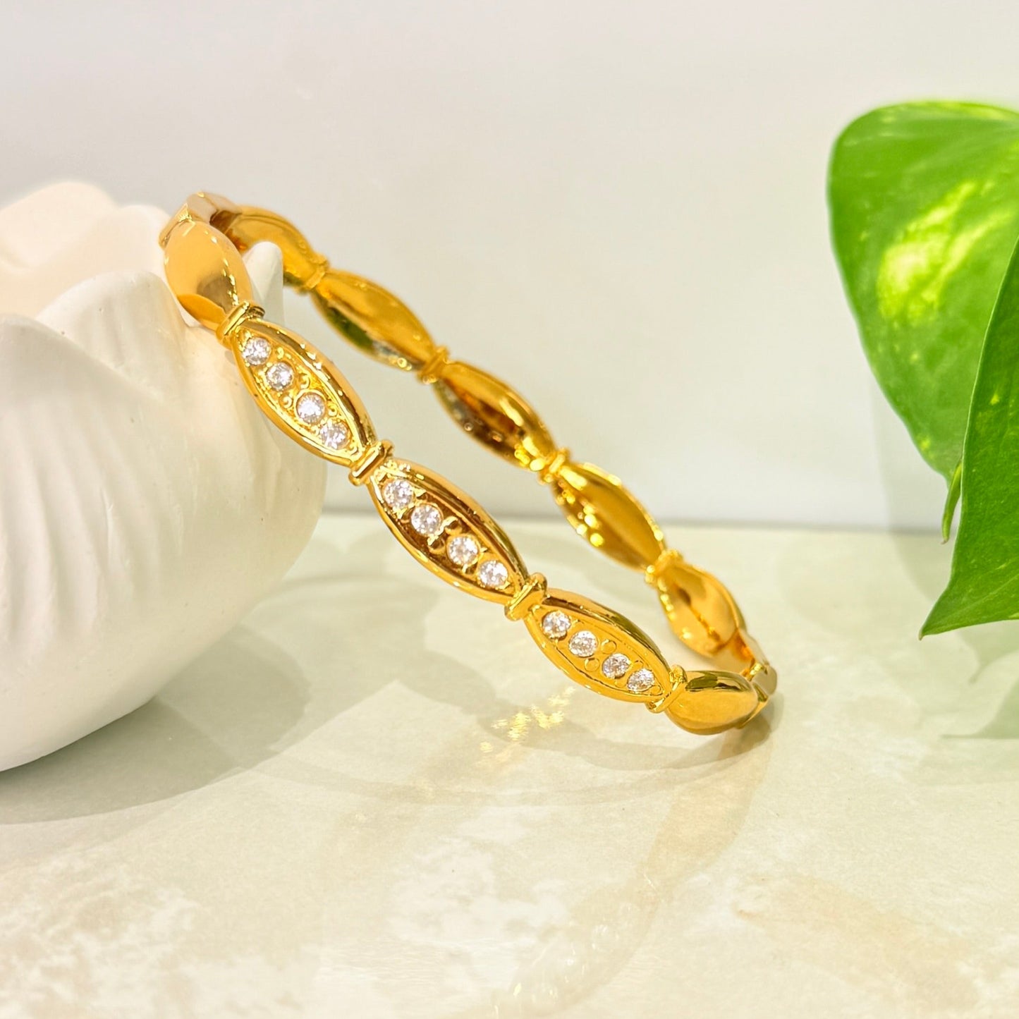 Charvi Anti Tarnish Kada With Diamonds