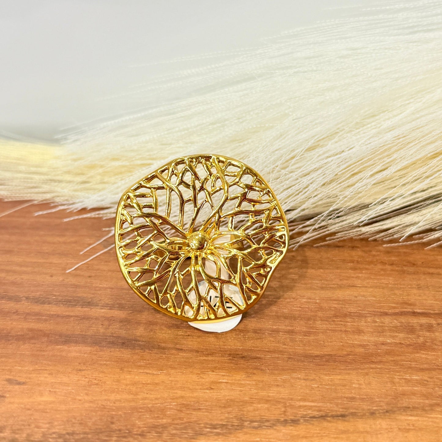 Veloura Ring
