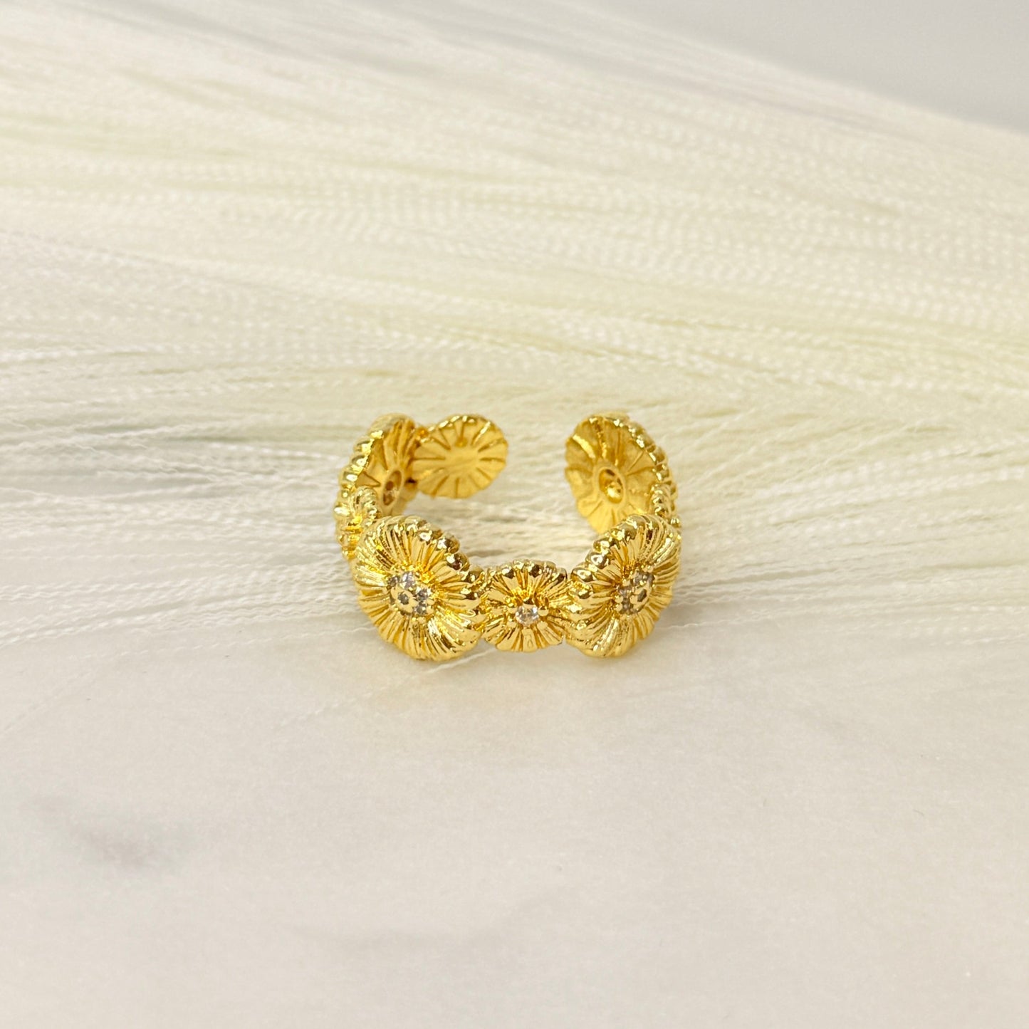 Floral loop Ring
