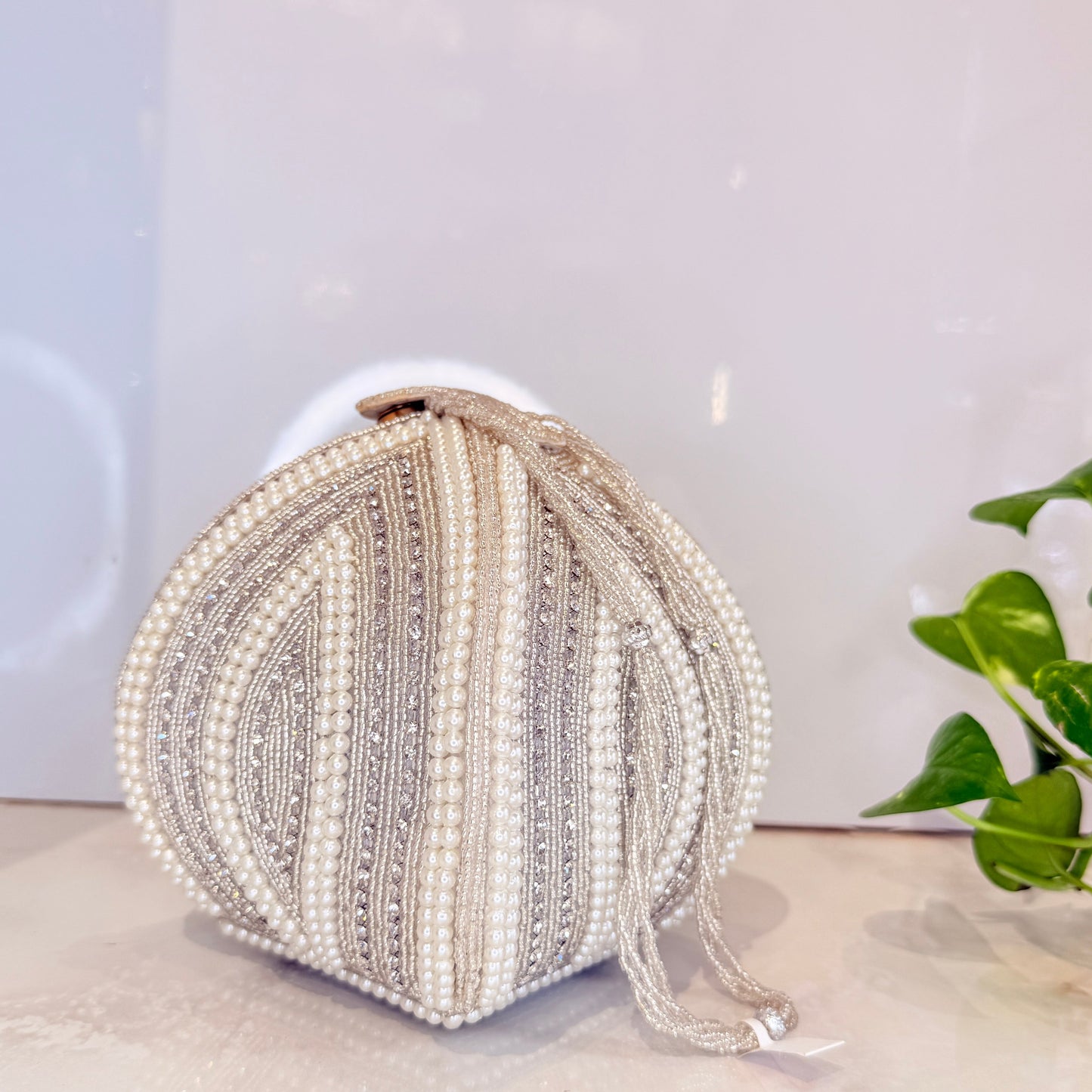 Luna White & Silver Potli