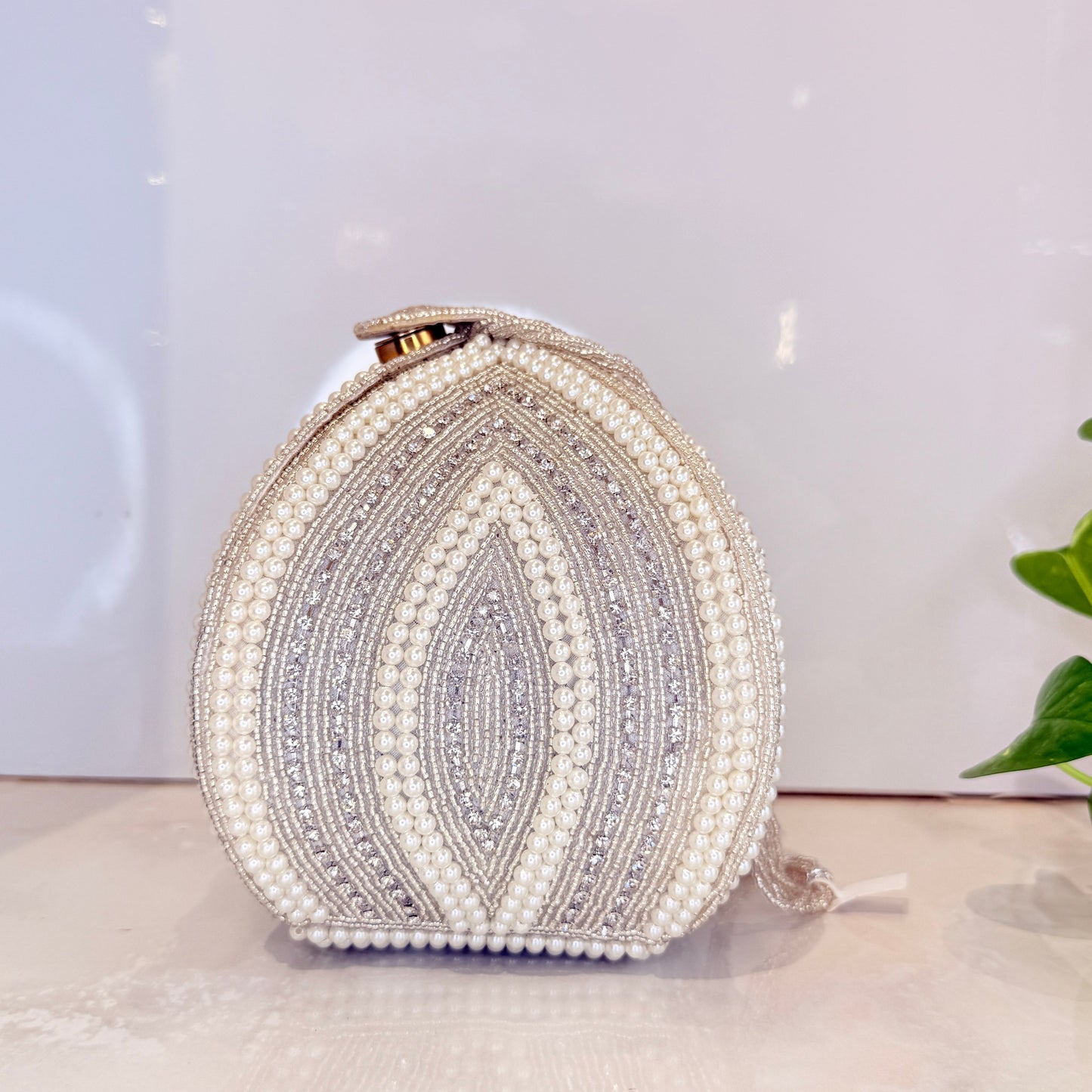 Luna White & Silver Potli