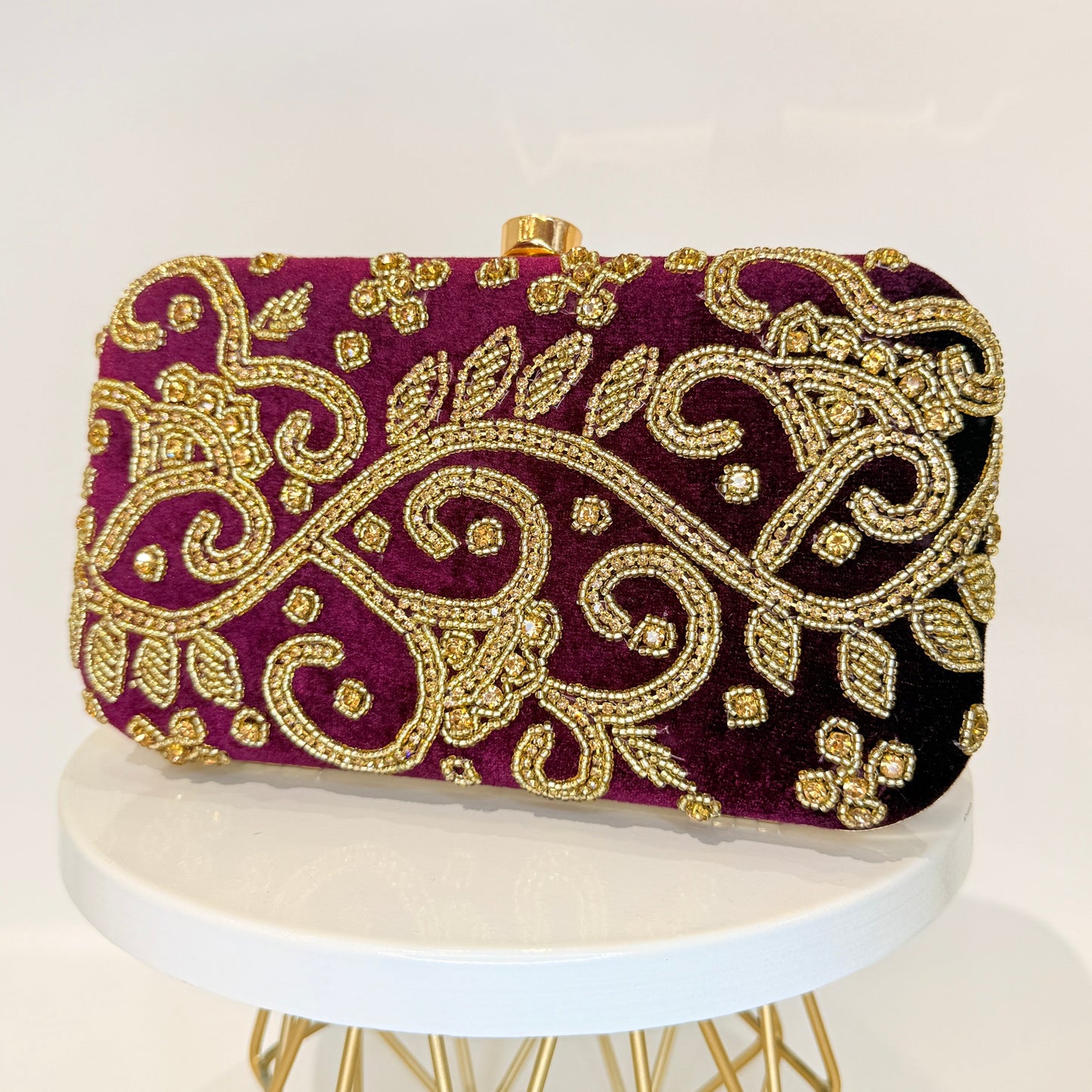 Alia Clutch - Violet