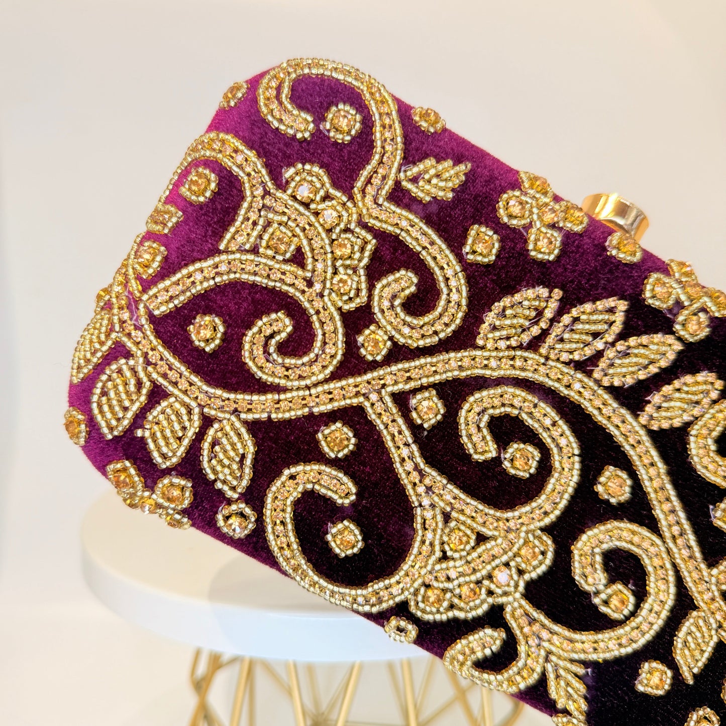 Alia Clutch - Violet