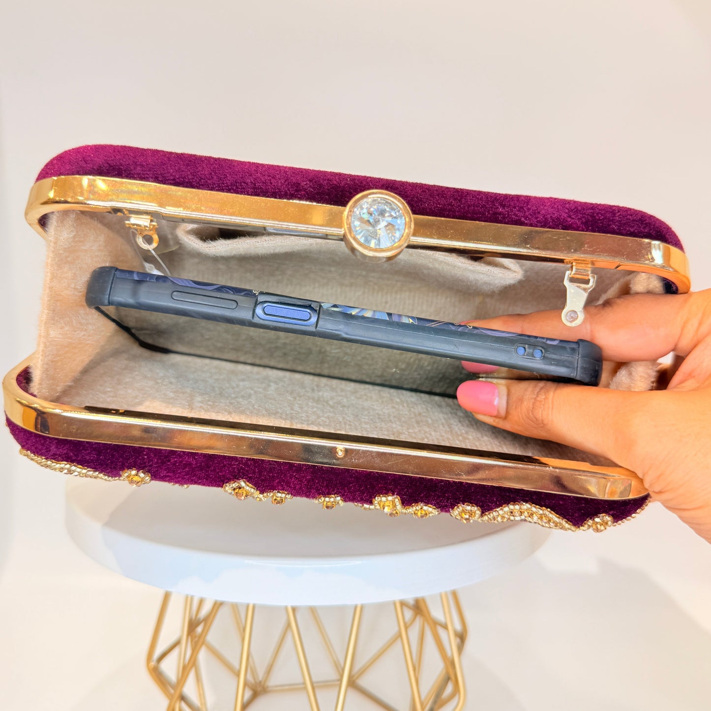 Alia Clutch - Violet
