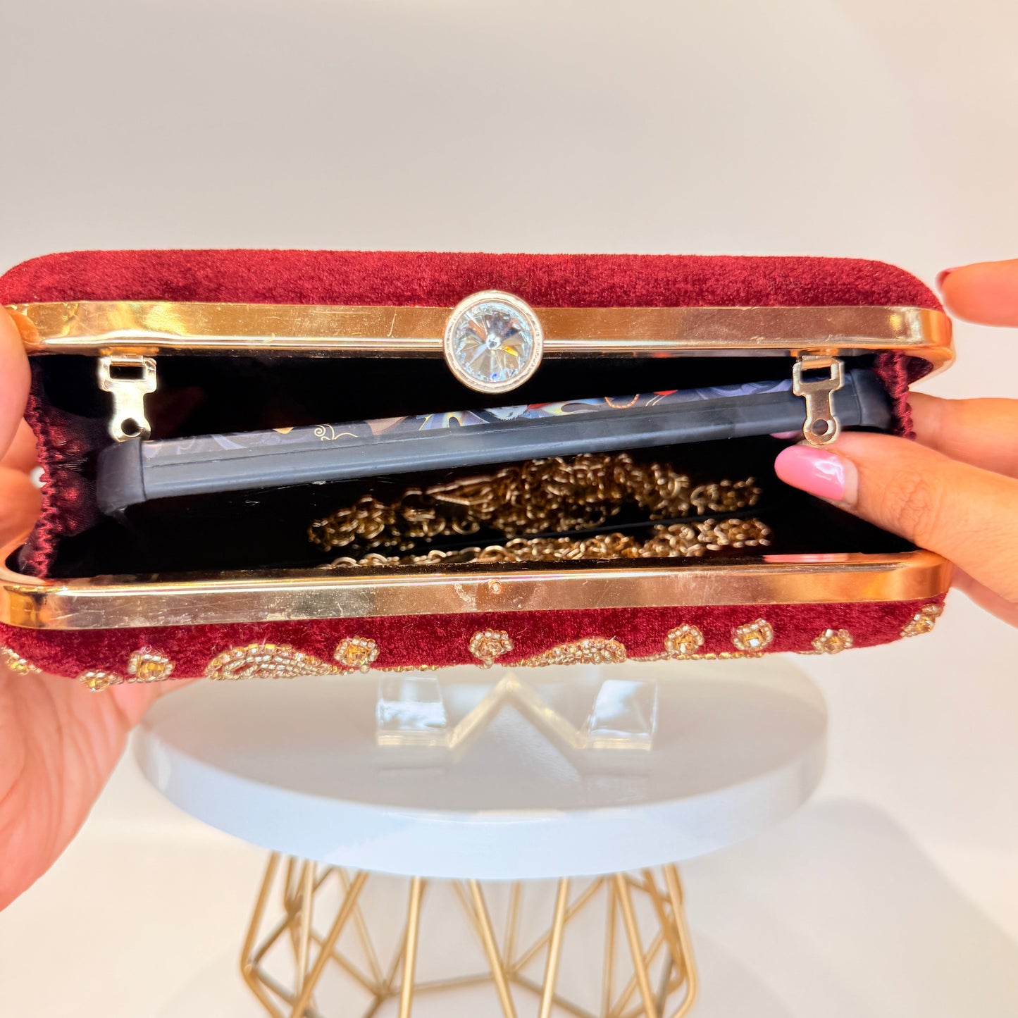 Zerina Clutch - Maroon
