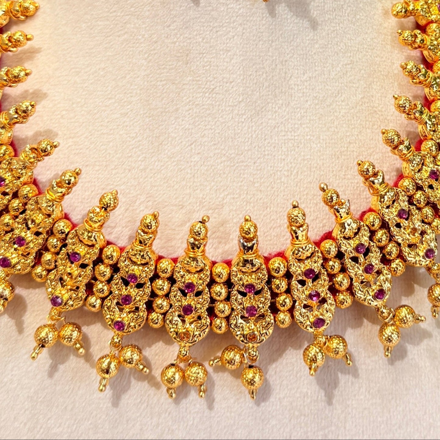 Rajlaxmi Thushi Necklace