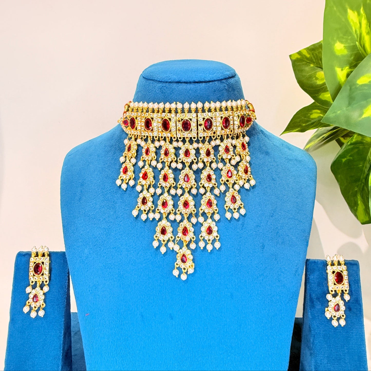 Maharagini Necklace