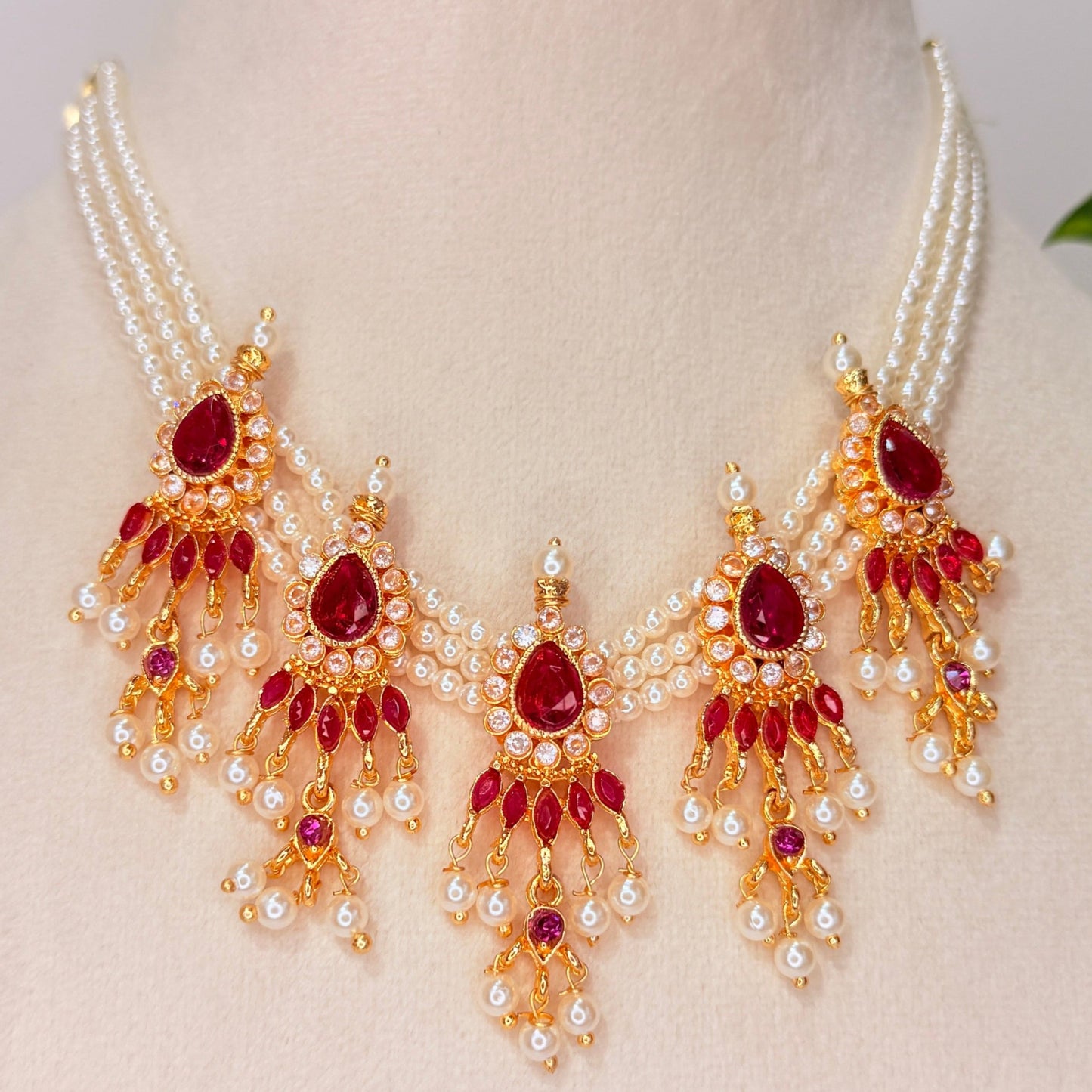 Pankhudi Chinchpeti Necklace - Rani Pink