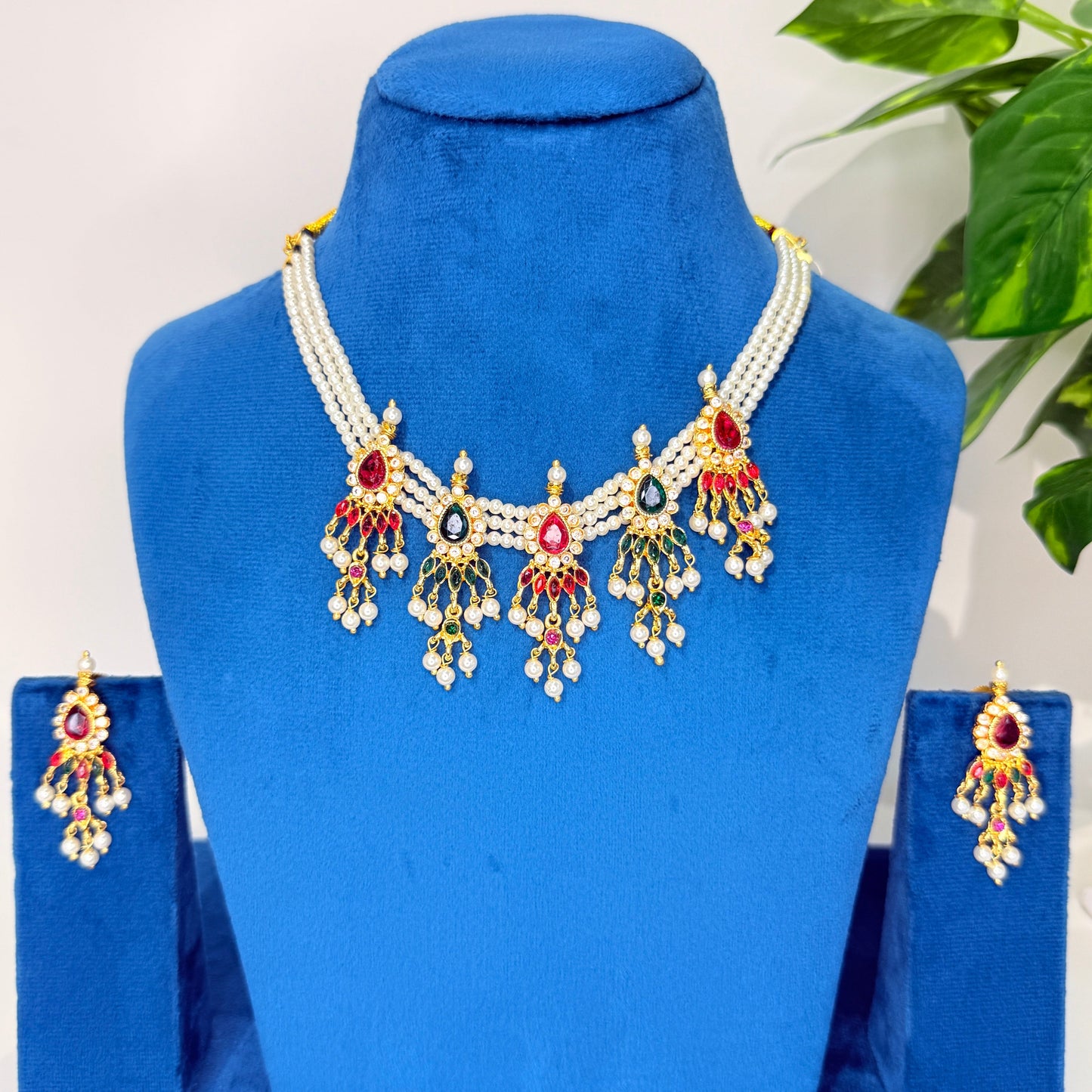 Pankhudi Chinchpeti Necklace - Pink & Green