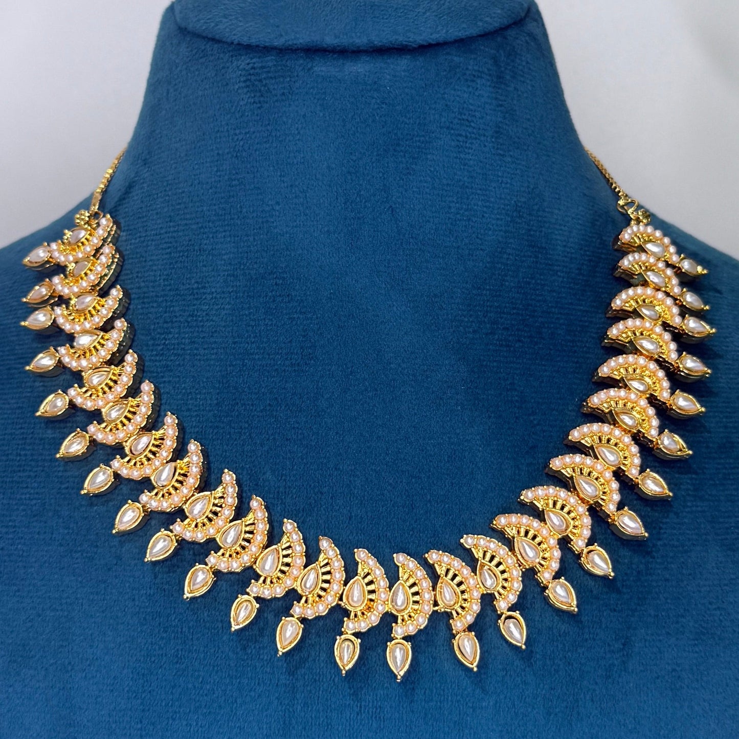 Siddhi Pearl Necklace