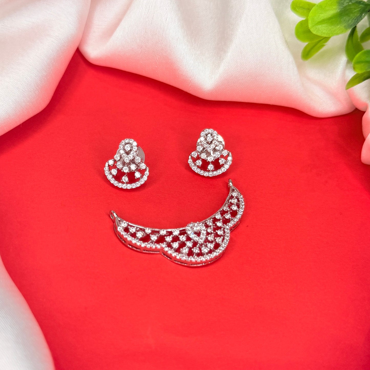 Saanvi Mangalsutra Pendant