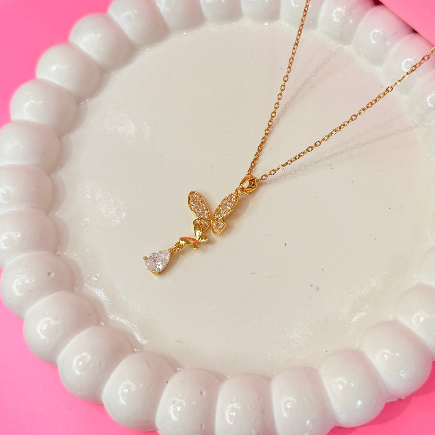 Twinwings Pendant Necklace - Golden