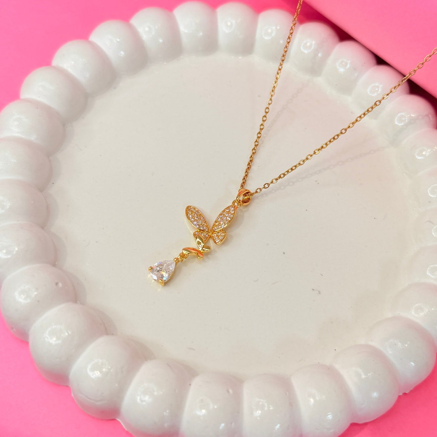 Twinwings Pendant Necklace - Golden