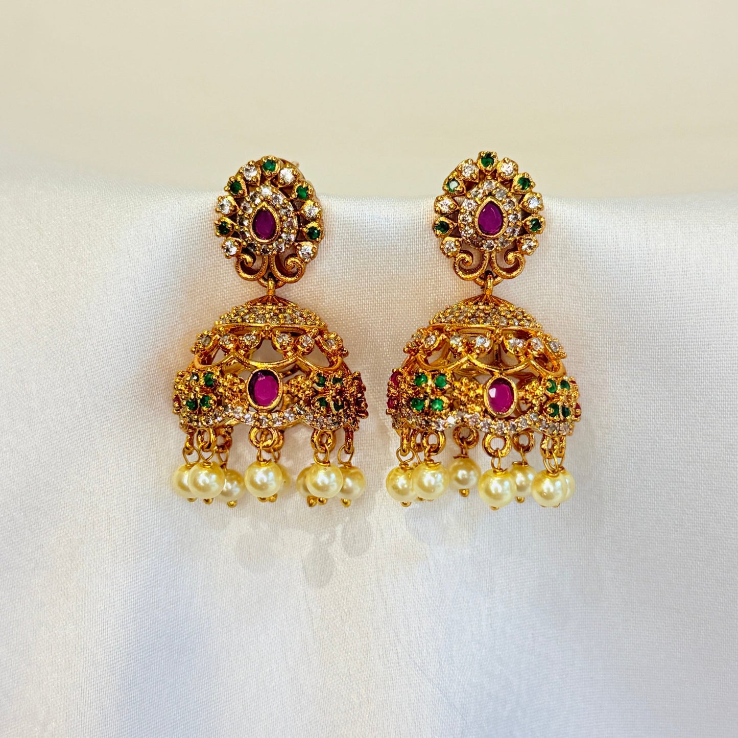 No Idol Multicolor Jhumka