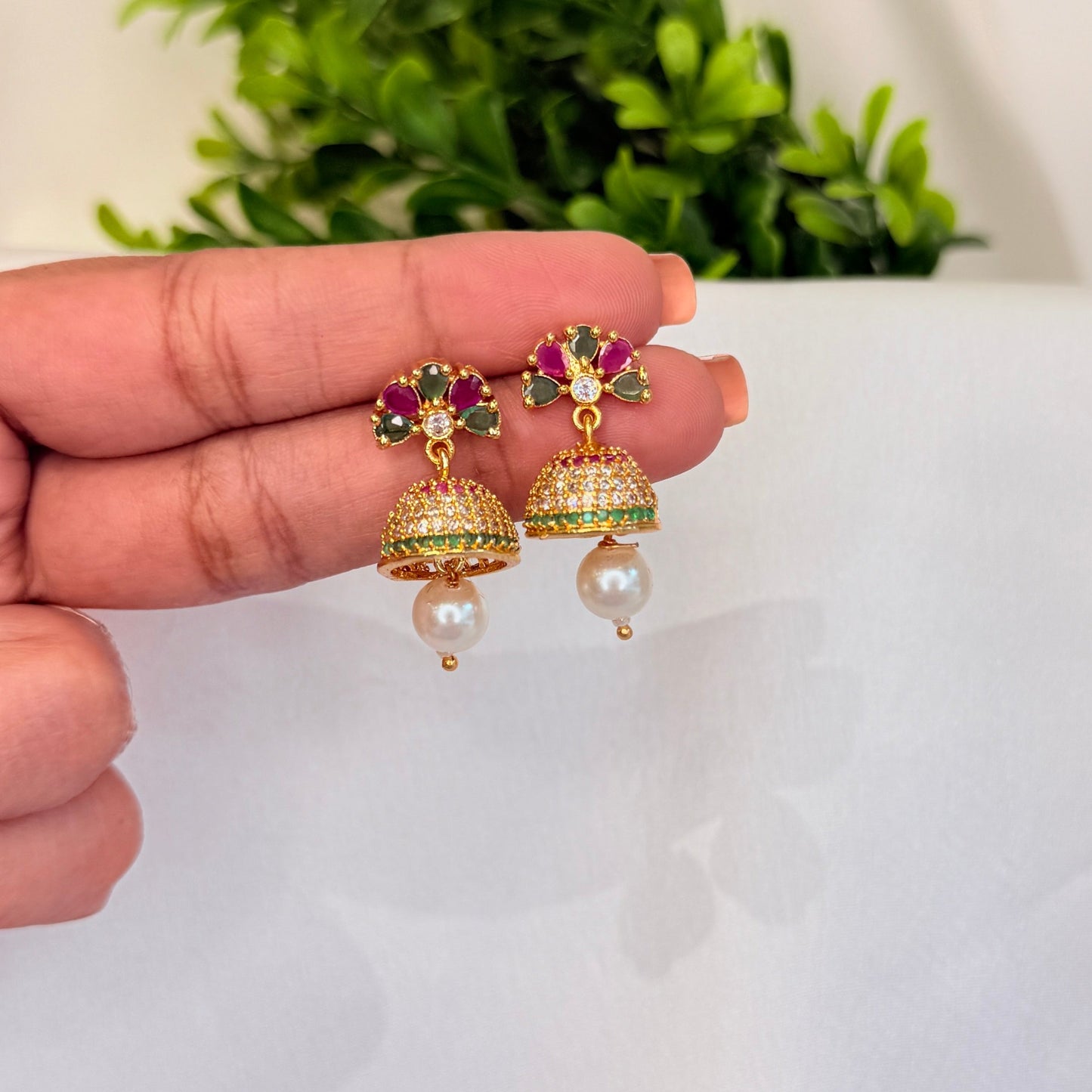 Mayuri Multicolour Jhumka With Single Pearl