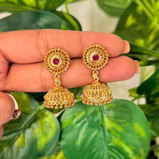 Saanvi Golden Jhumka