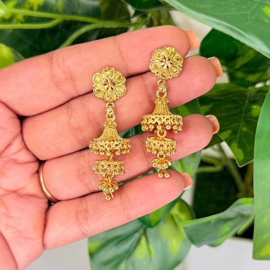Kavya Golden Jhumka