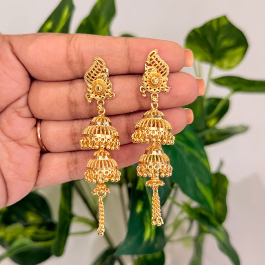 Ishita Golden Jhumka