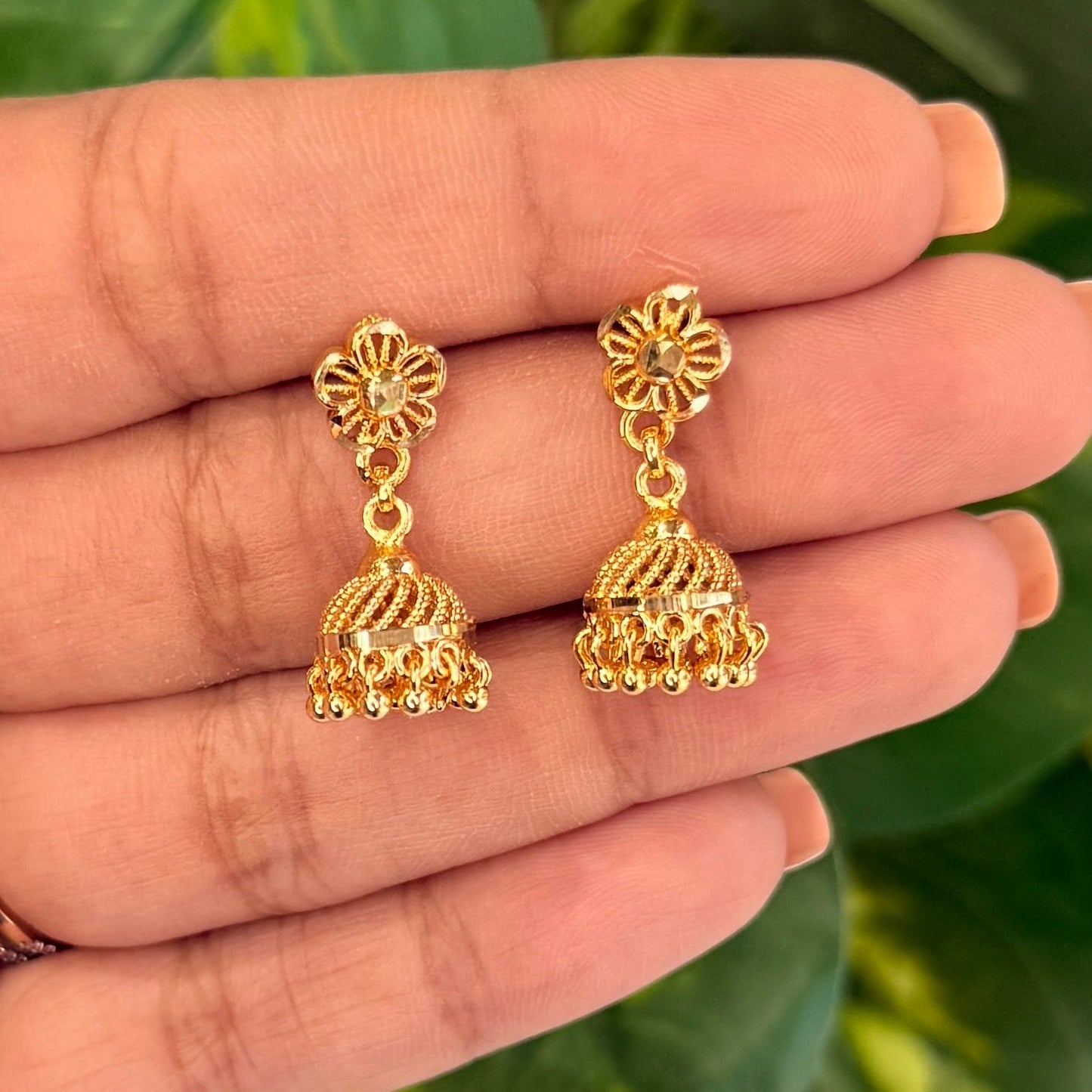 Priya Golden Jhumka
