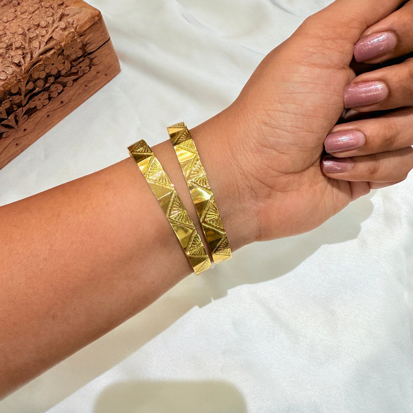 Samira Golden Patli Bangle