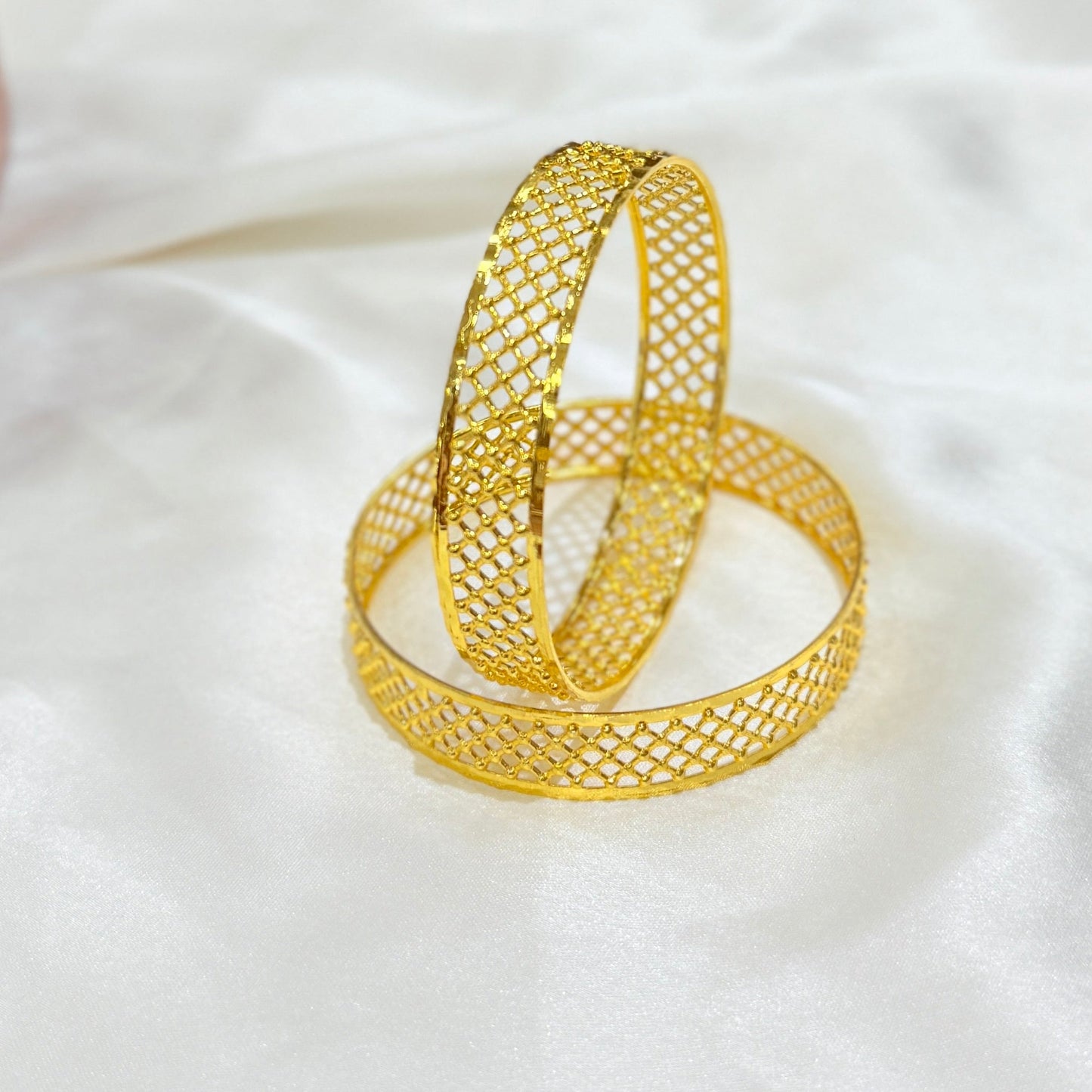 Golden Bangle GB696
