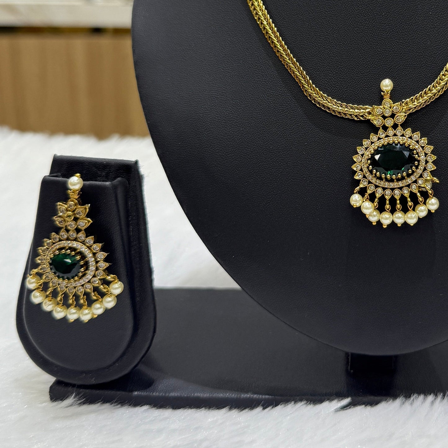 AD Chain Necklace - Green