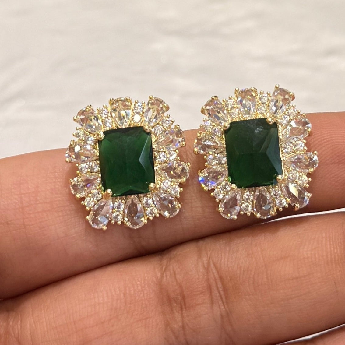 AD Snowflake Studs Green