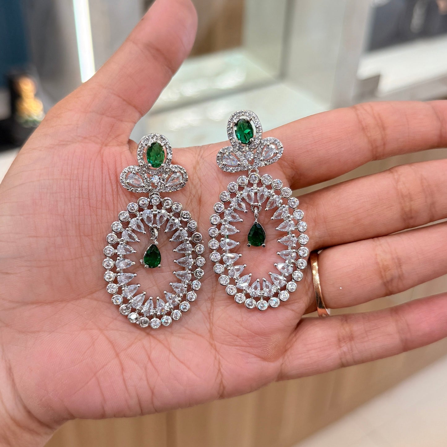 AD Twinkle Oval Earrings - Green