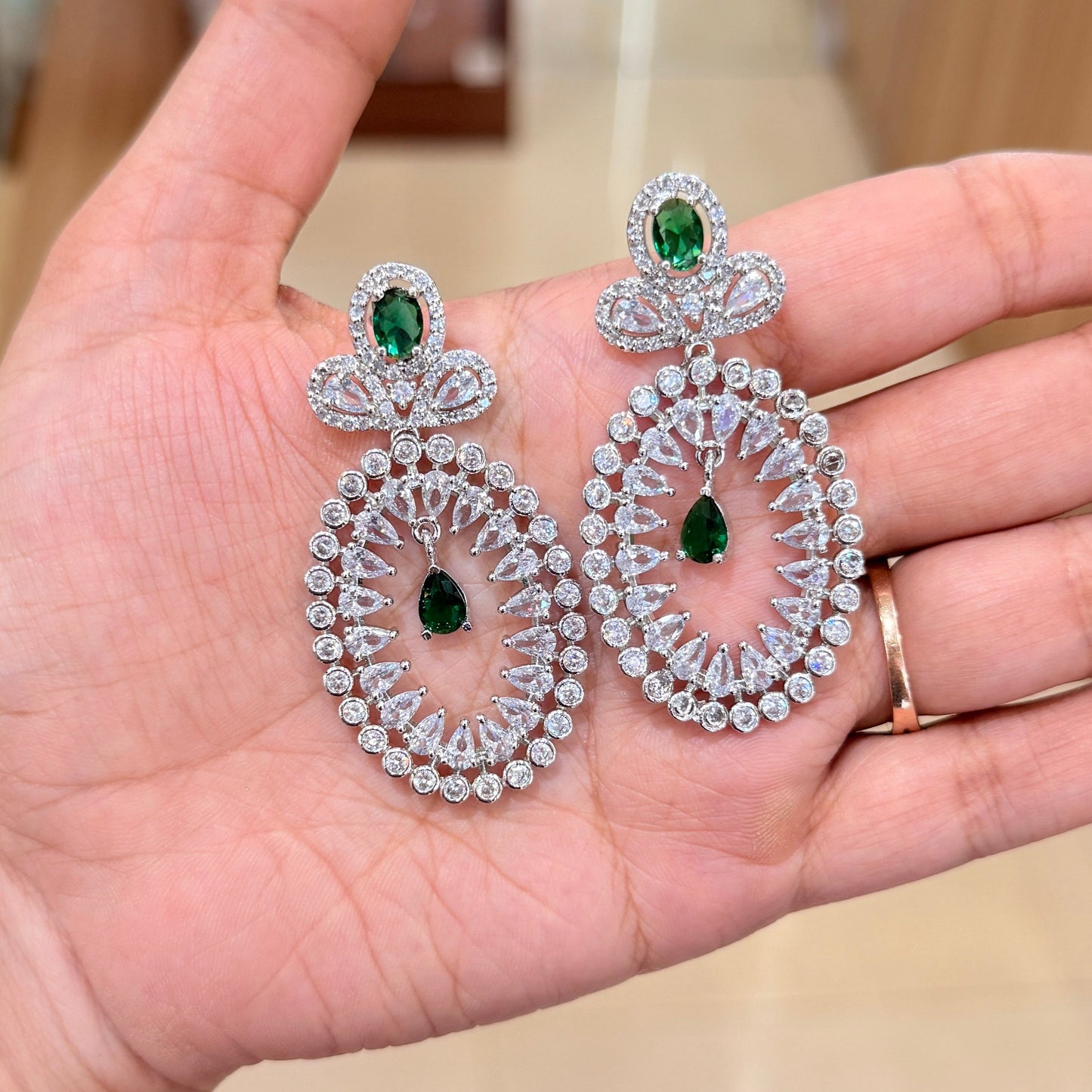 AD Twinkle Oval Earrings - Green