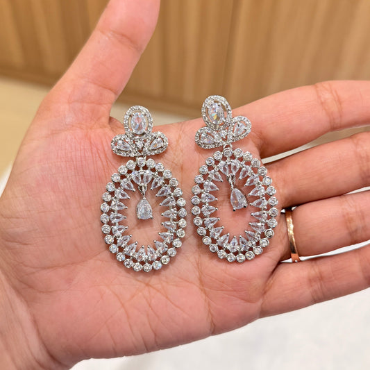 AD Twinkle Oval Earrings