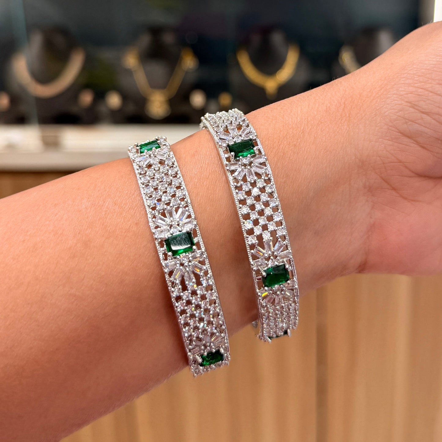 Emerald Spark AD Bangle with Green Stone