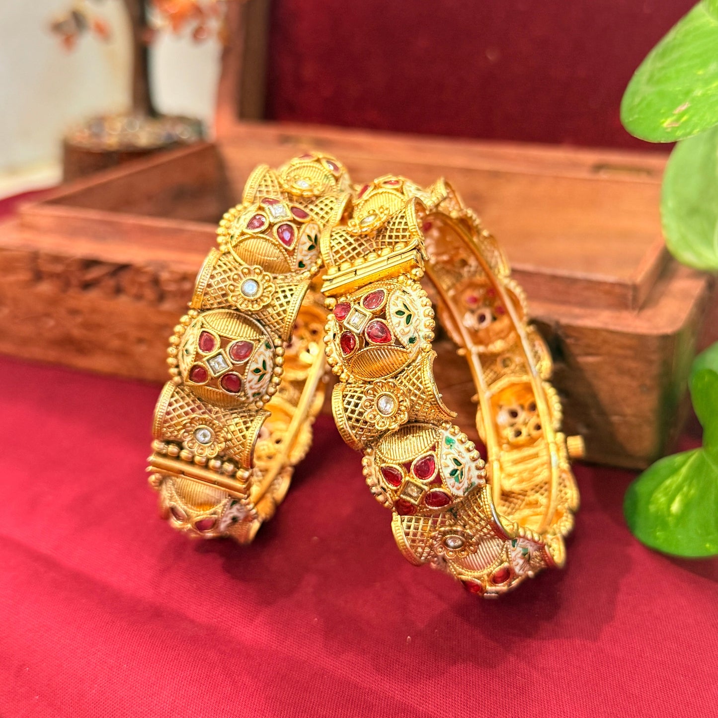 Jodha Meenakari Bangle