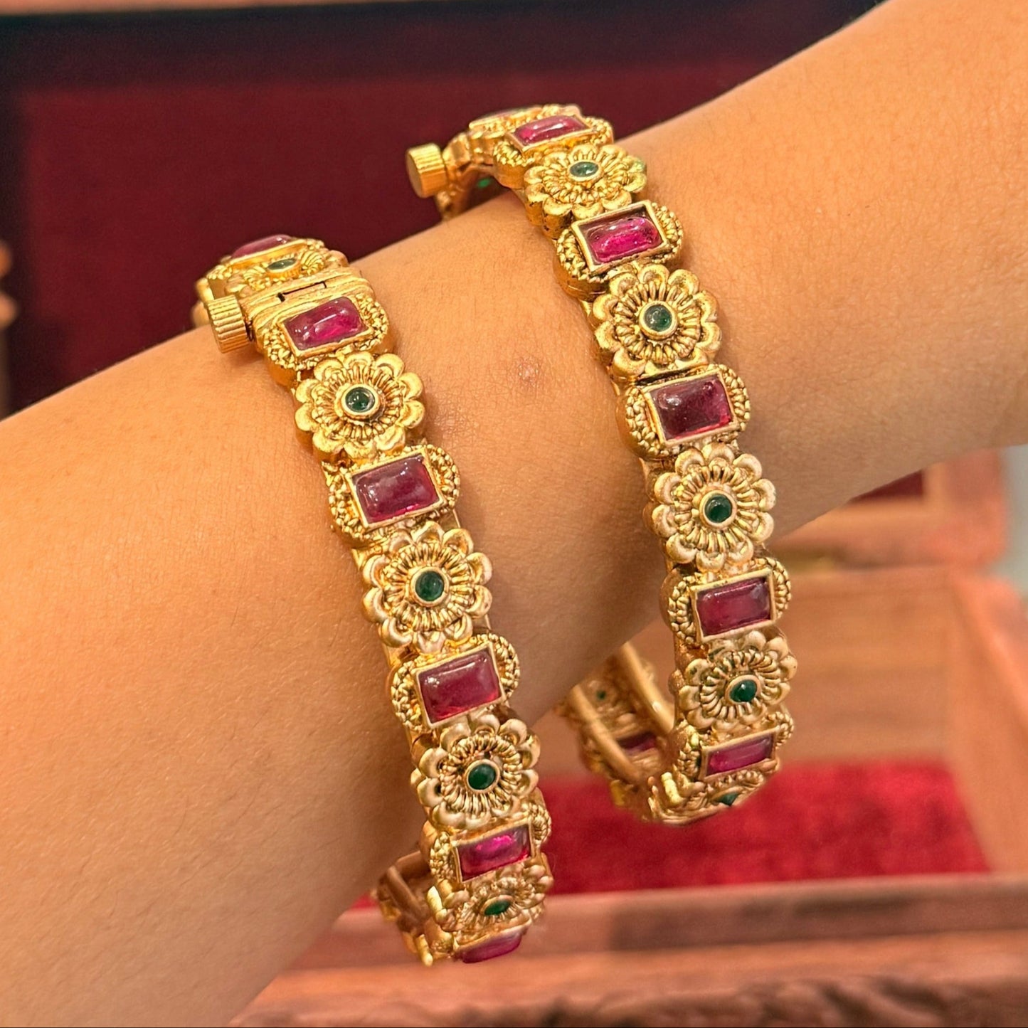 Varnika Rajwadi Floral Bangle - Ruby