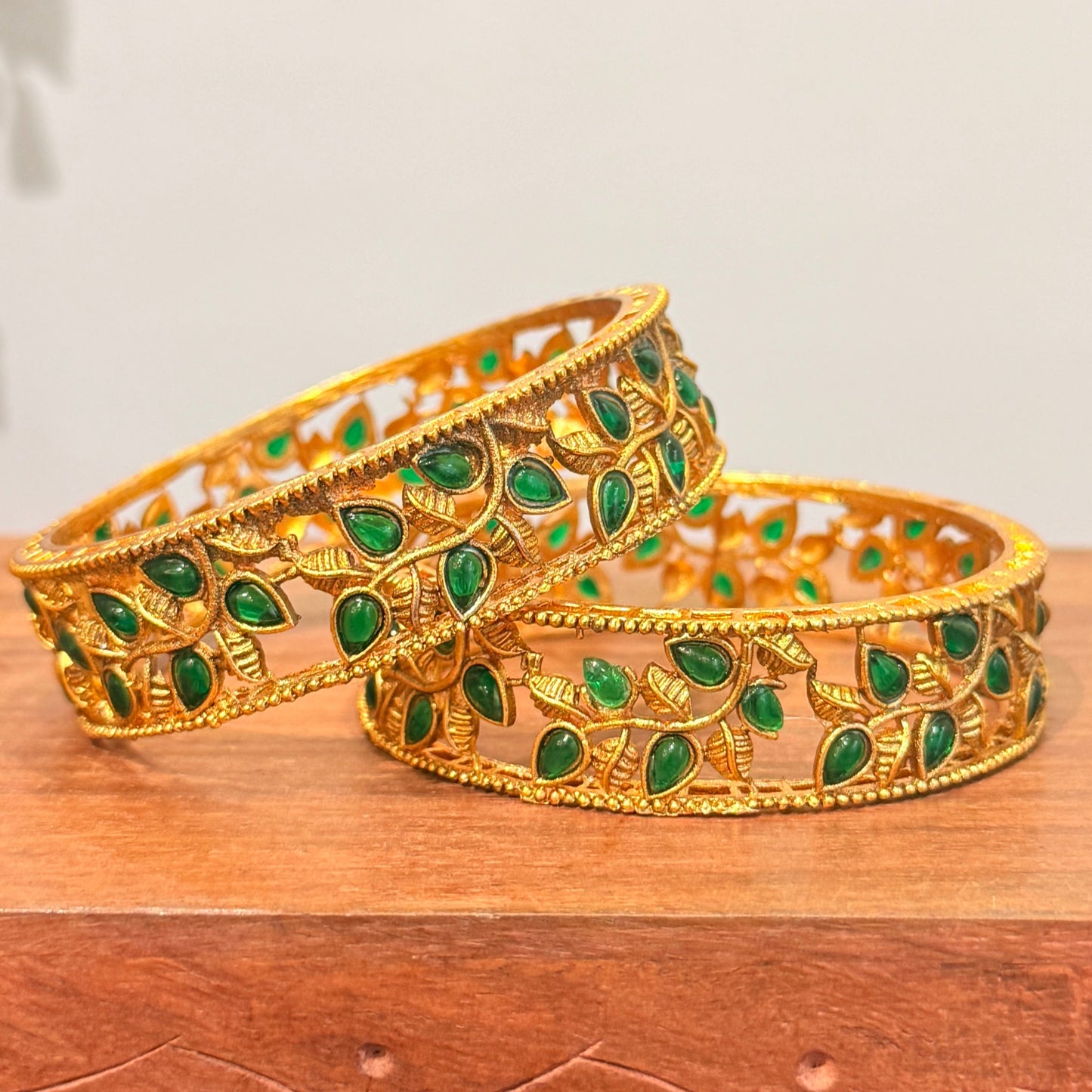 Lata Antique Bangle - Green
