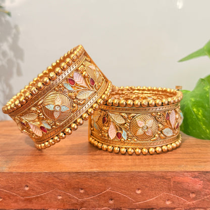 Heritage Bloom Screw Bangle