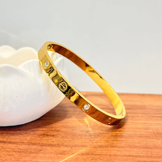 Gold Bracelet - With Diamond