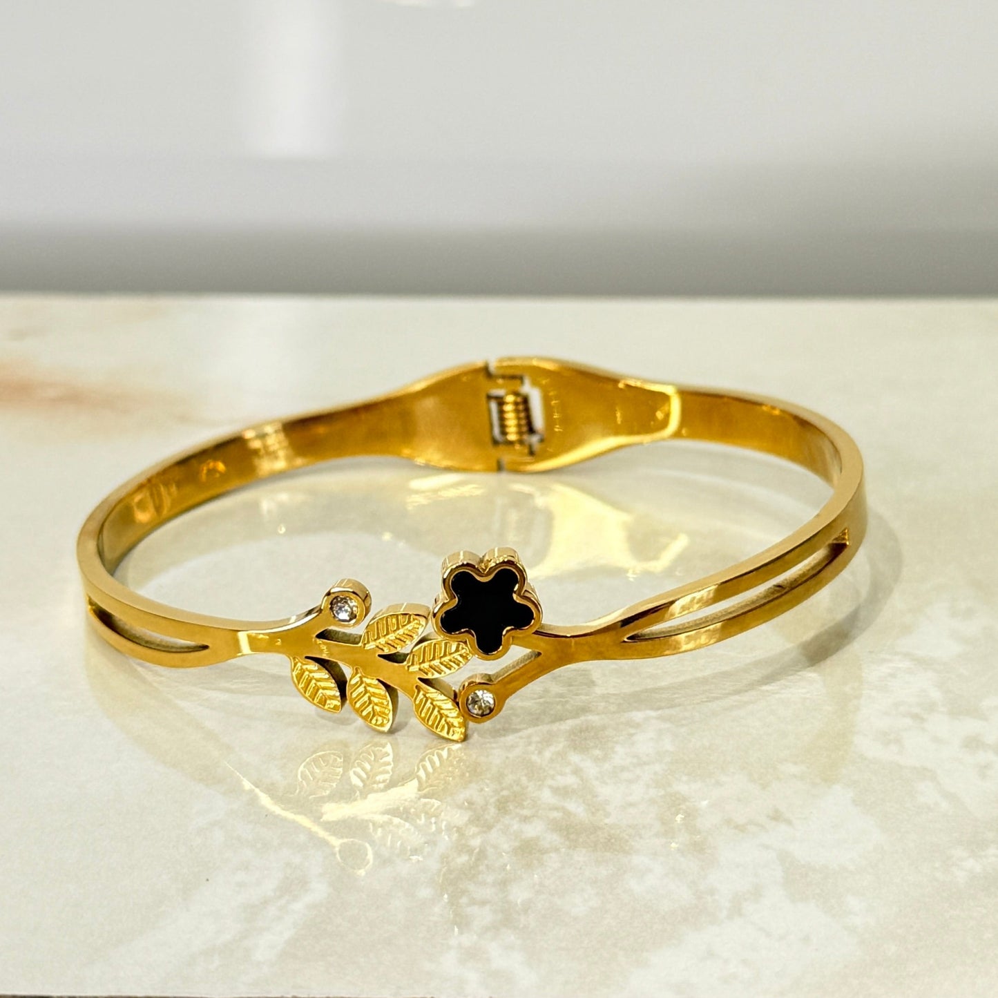 Anti Tarnish Bracelet with Black Flower