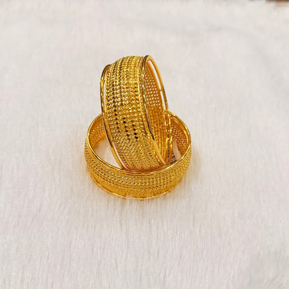 Vaidehi Golden Bangle