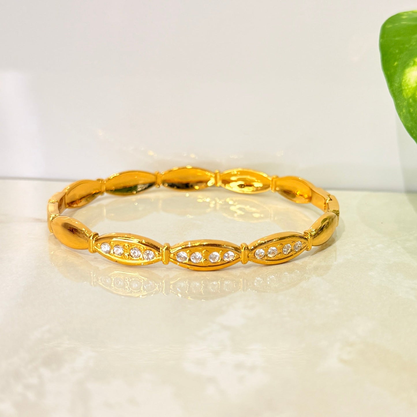 Charvi Anti Tarnish Kada With Diamonds