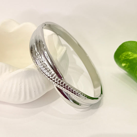 Ophira Silver Anti Tarnish Bracelet