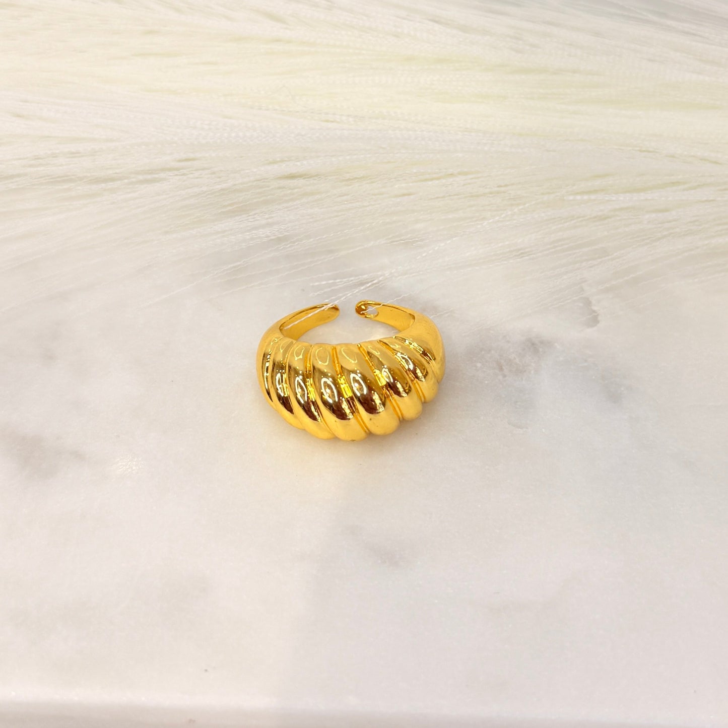 Knotted Ring