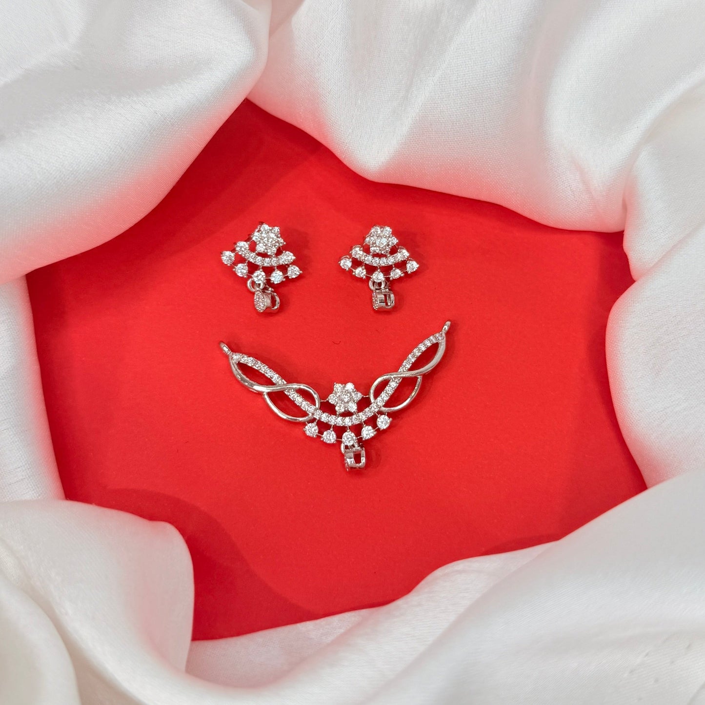 Ishika Mangalsutra Pendant
