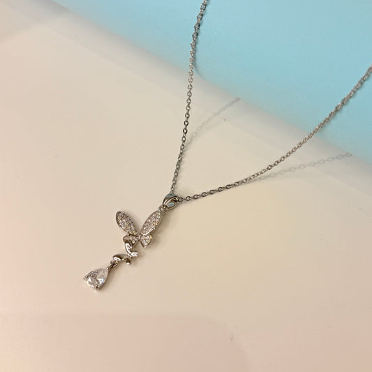Twinwings Pendant Necklace - Silver