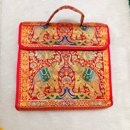 Shreya Jewelry Orgainser - Red