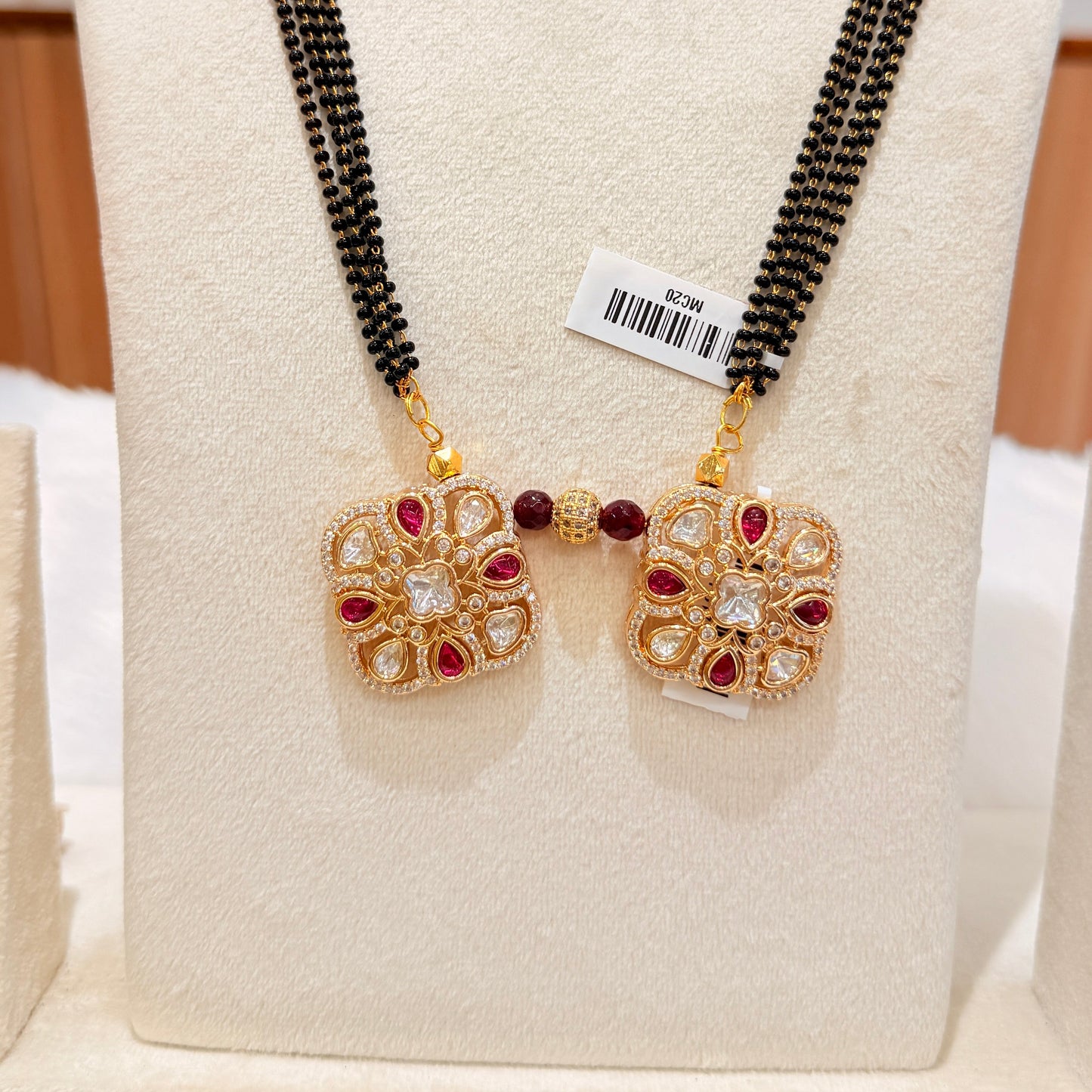 Kamakshi Mangalsutra - 4 line 36 Inch