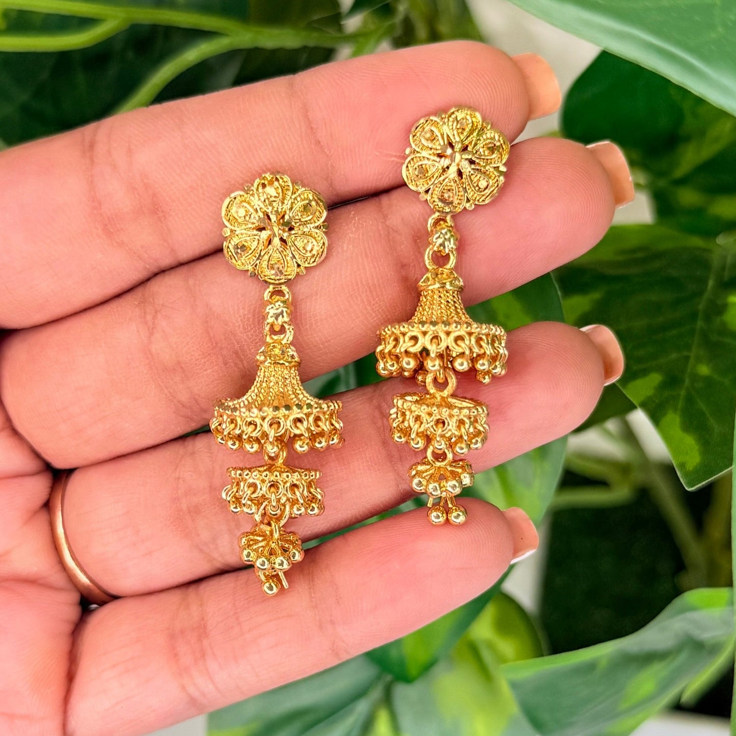 Kavya Golden Jhumka