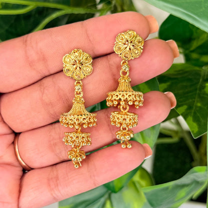 Kavya Golden Jhumka